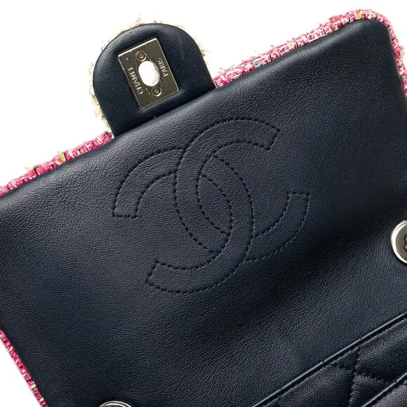 Auth Chanel Quilted Lambskin And Tweed #230522C22B - Picture 8 of 12